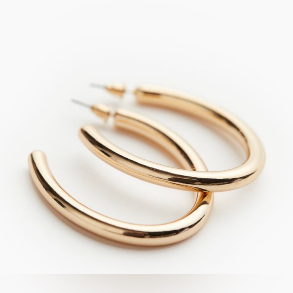 Nwt HM Fashion Gold Hoop Earrings 40$